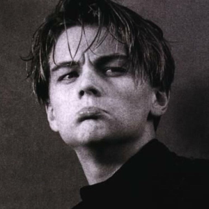 国产极品两年半一起草
